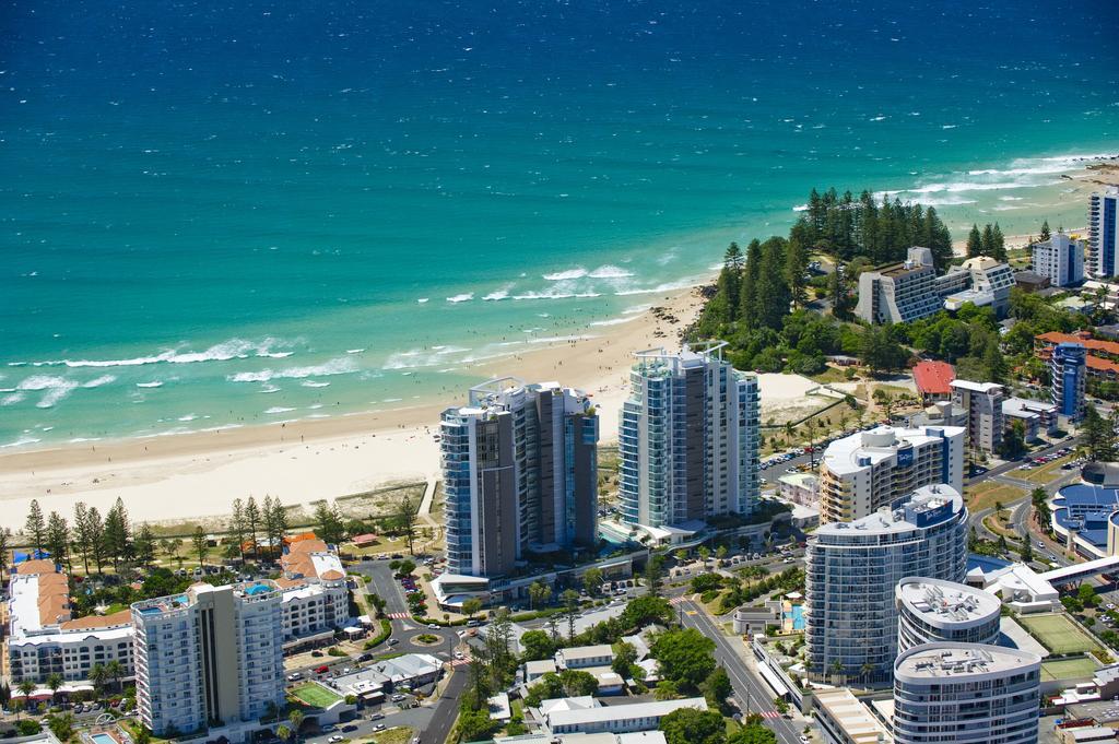 Reflections Tower Two Hotel Gold Coast Exterior photo